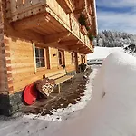 Bio-bauernhof Hatzbauer Farm stay Maria Alm am Steinernen Meer