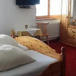 Farm stay Bio-bauernhof Hatzbauer *